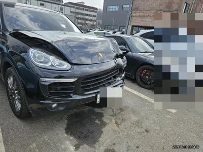 2016 Porsche Cayenne VIN: