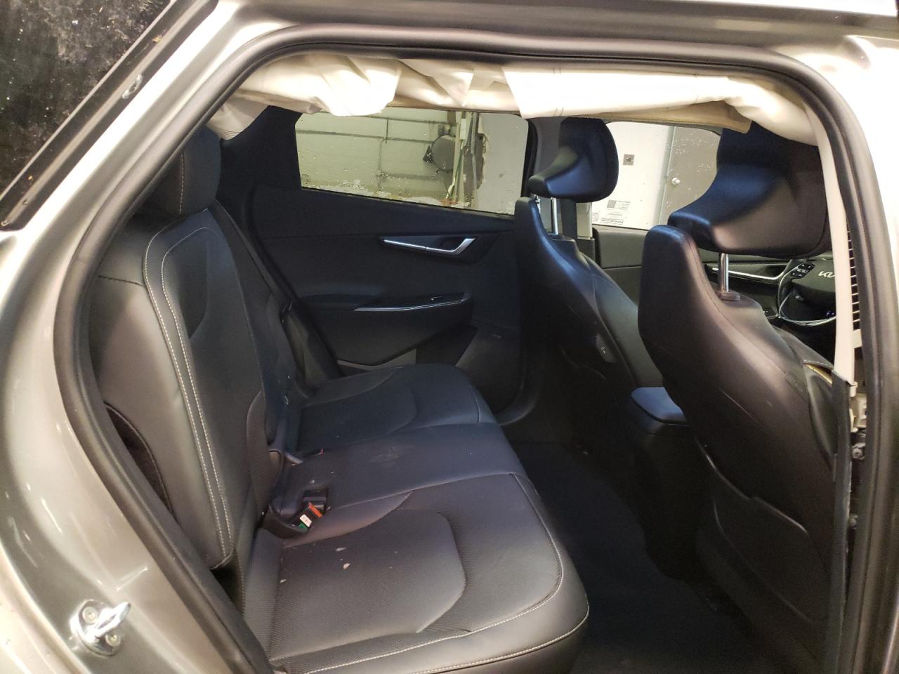 2022 KIA EV6 LIGHT VIN:5YFBURHE9GP410006