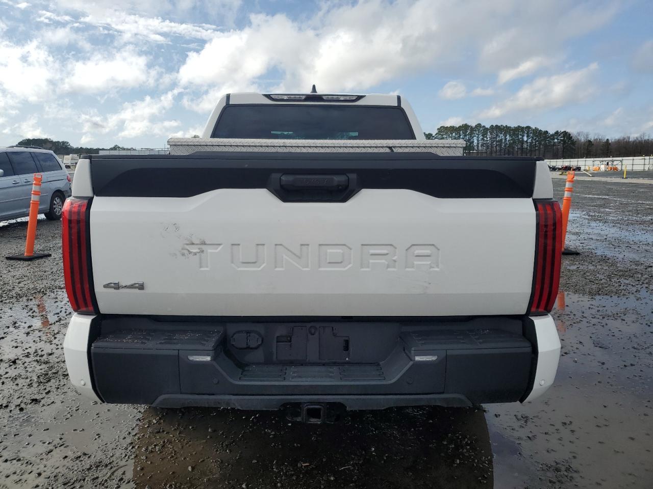 2024 TOYOTA TUNDRA CREWMAX SR VIN:5TFLA5DB6RX131652