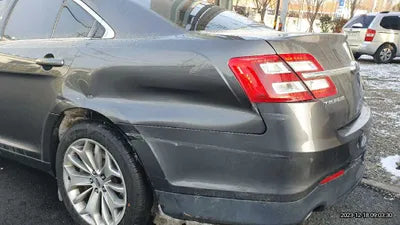 2015 Ford Taurus 297KM1FAHP2F98FG1 VIN:297KM1FAHP2F98FG1