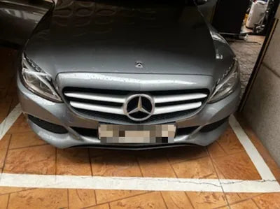 2018 Mercedes-Benz C 200 VIN: