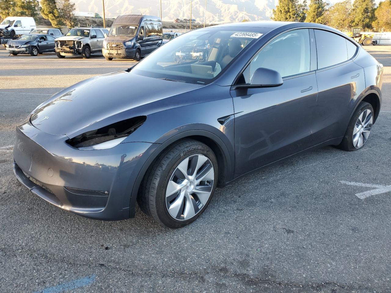 2023 TESLA MODEL Y  VIN:7SAYGDEE3PA135088