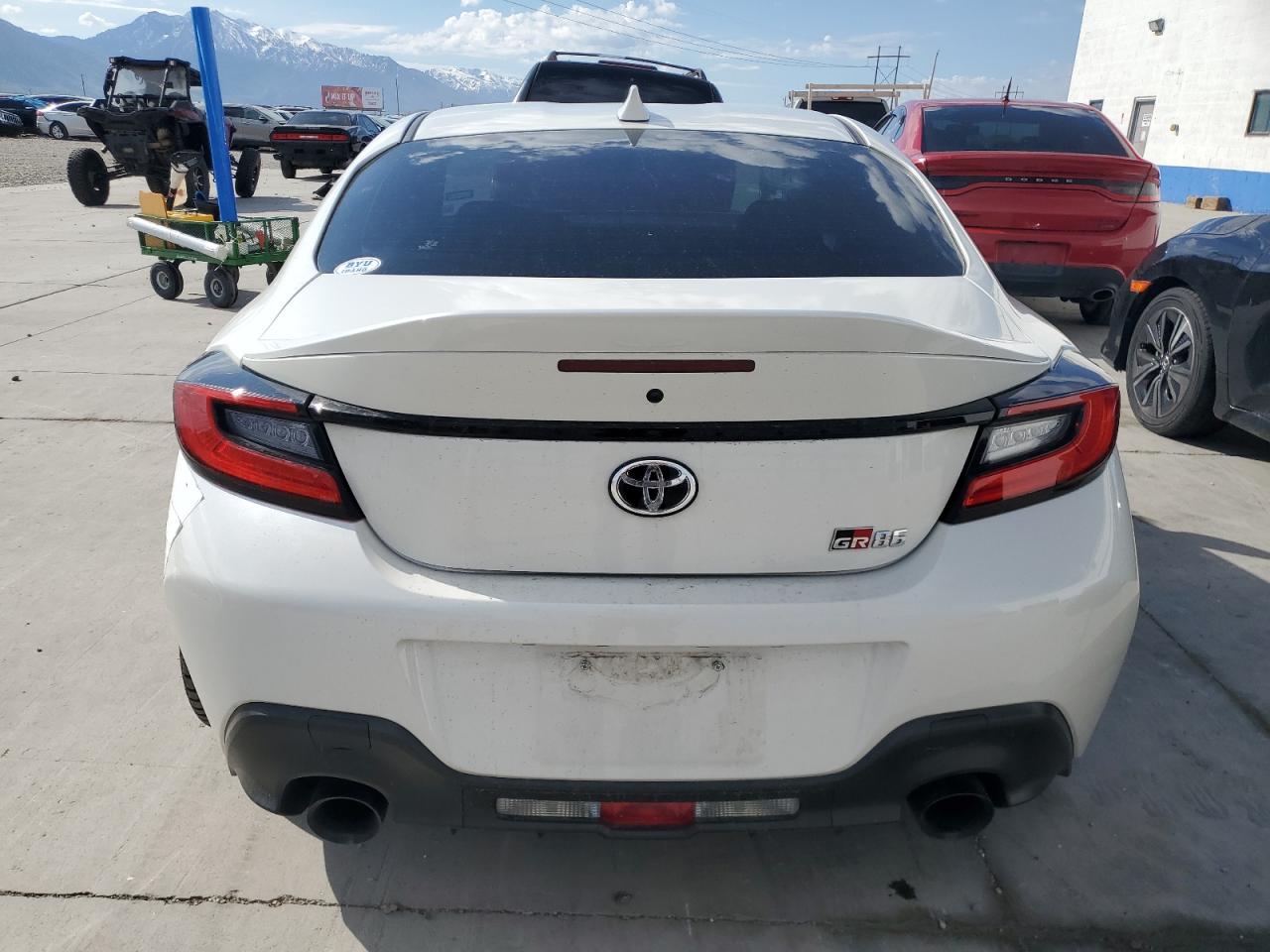 2023 TOYOTA GR 86 PREMIUM VIN:JF1ZNBE13P9763406