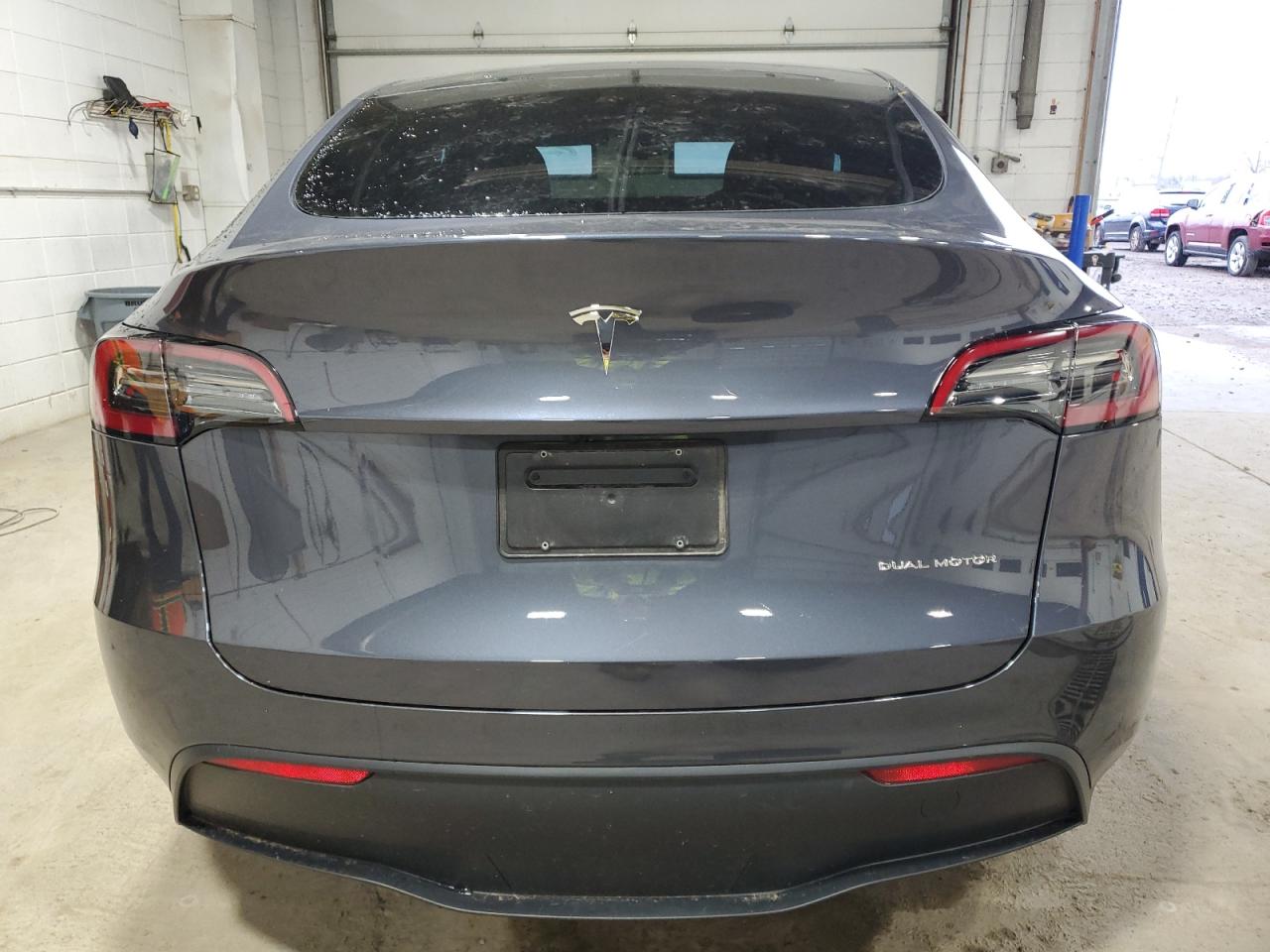 2023 TESLA MODEL Y  VIN:7SAYGAEE8PF897026