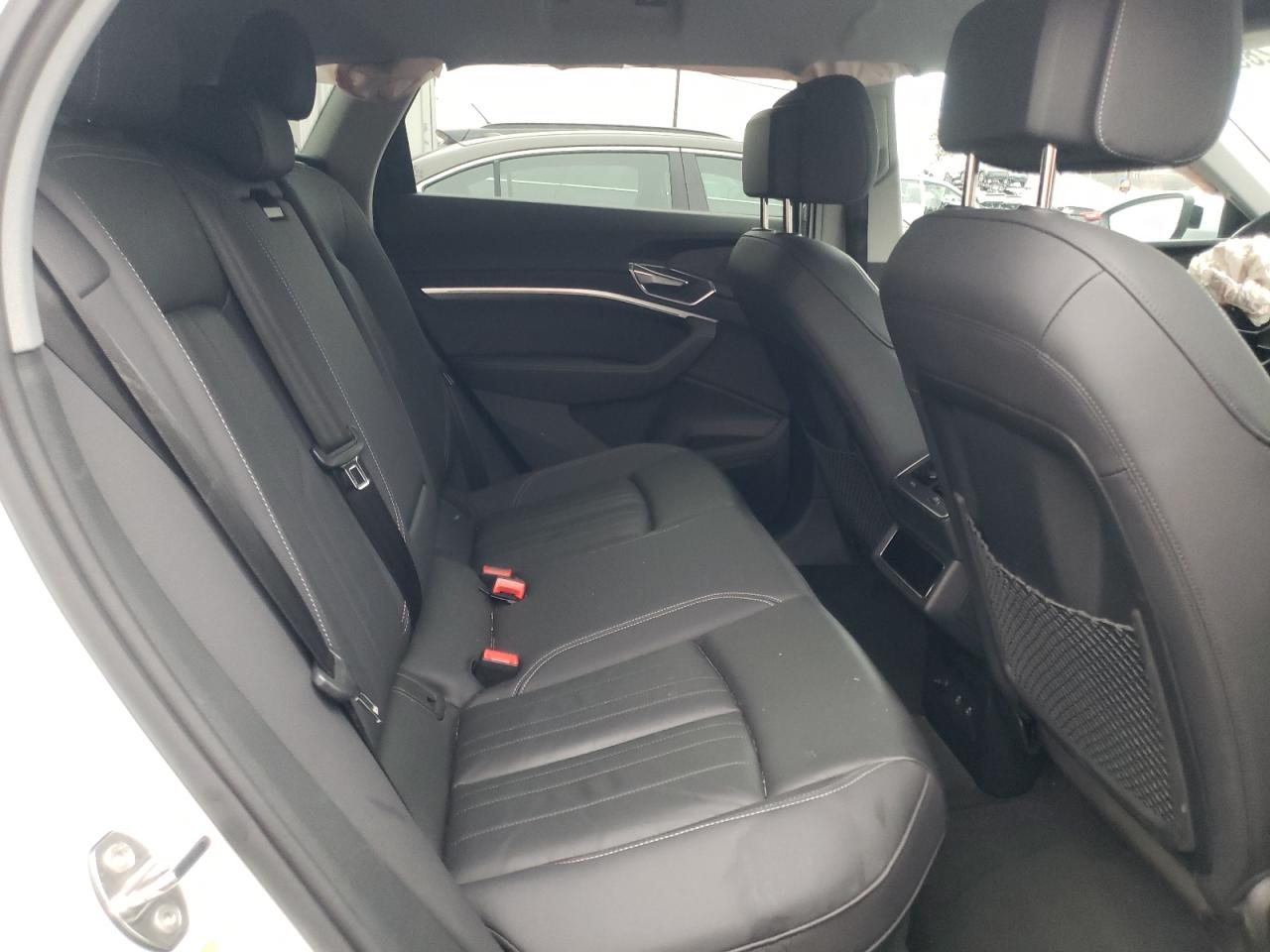 2023 AUDI E-TRON PREMIUM VIN:WA1AAAGE6PB000389