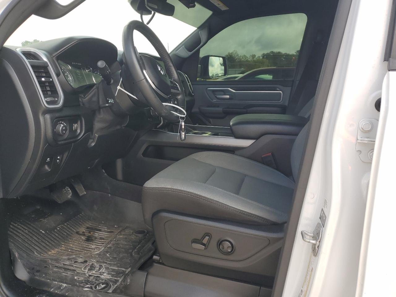 2022 RAM 1500 BIG HORN/LONE STAR VIN:1C6RREFG0NN193914