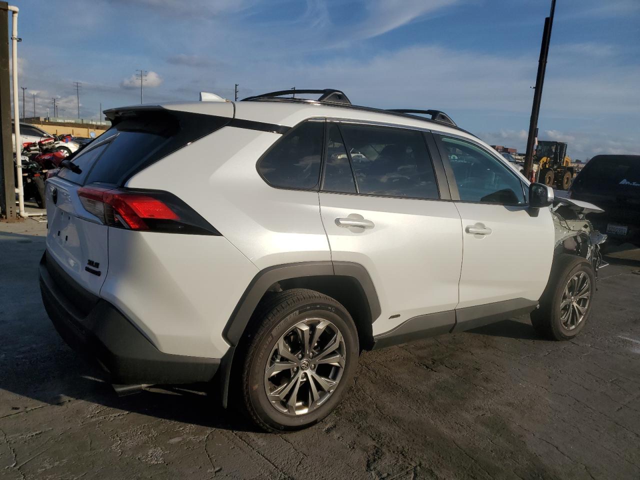 2024 TOYOTA RAV4 XLE PREMIUM VIN:4T3B6RFV1RU159603