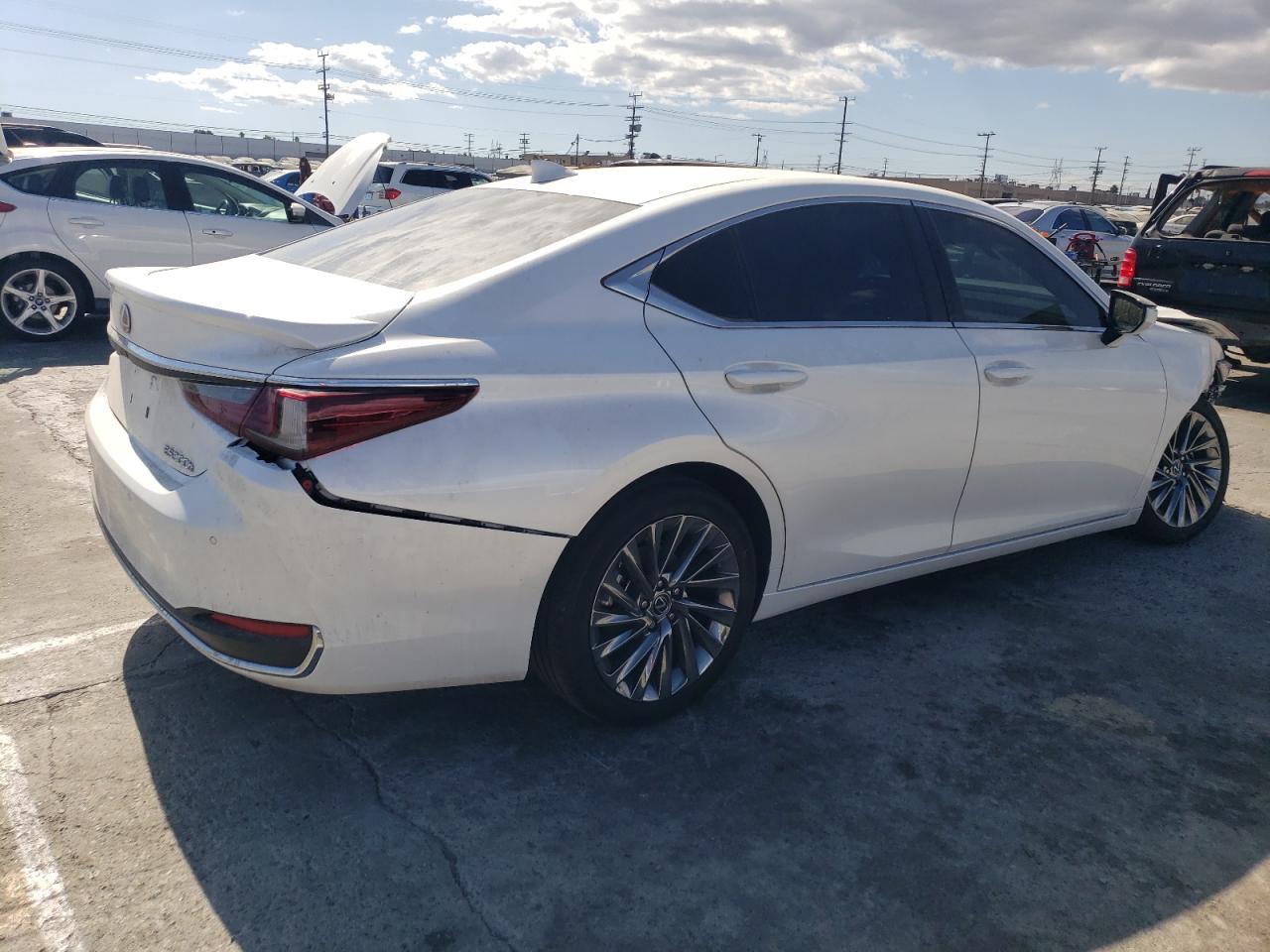 2024 LEXUS ES 300H BASE VIN:58AEA1C16RU045421