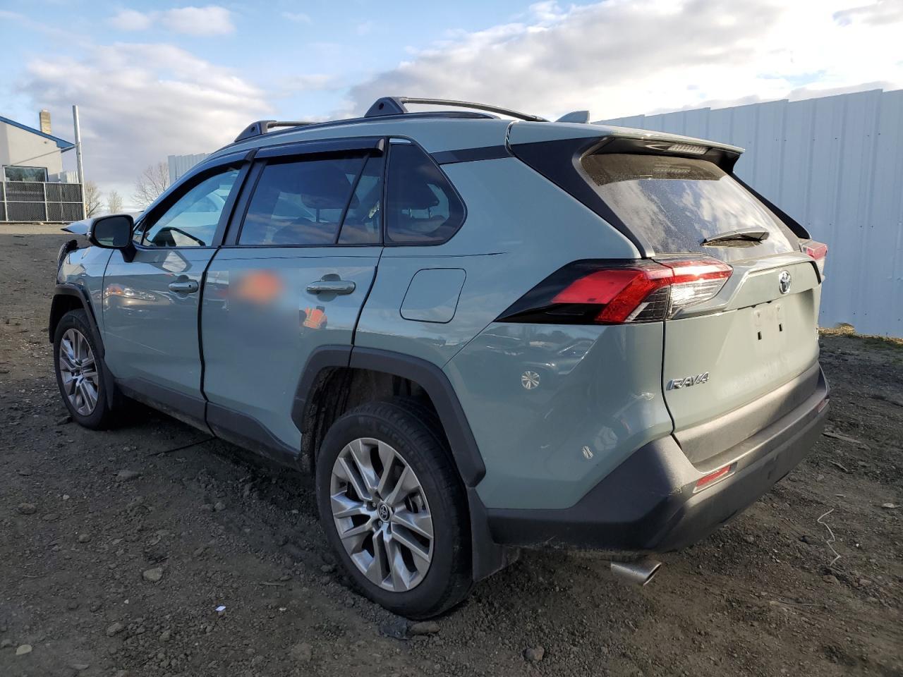 2022 TOYOTA RAV4 XLE PREMIUM VIN:2T3A1RFV3NW291461