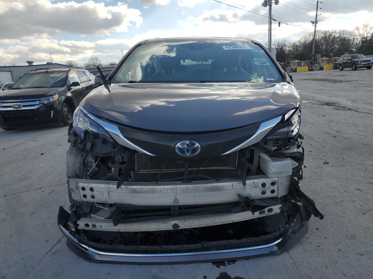 2022 TOYOTA SIENNA XLE VIN:5TDJRKECXNS090870