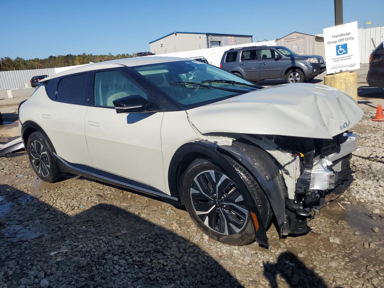 2023 KIA EV6 LIGHT VIN:KNDC3DLC9P5120331