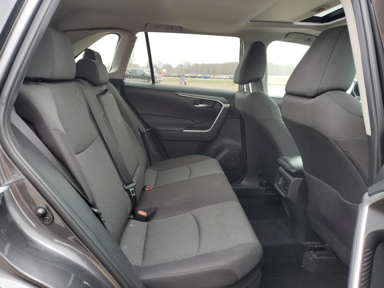 2024 TOYOTA RAV4 XLE VIN:2T3RWRFV2RW205941