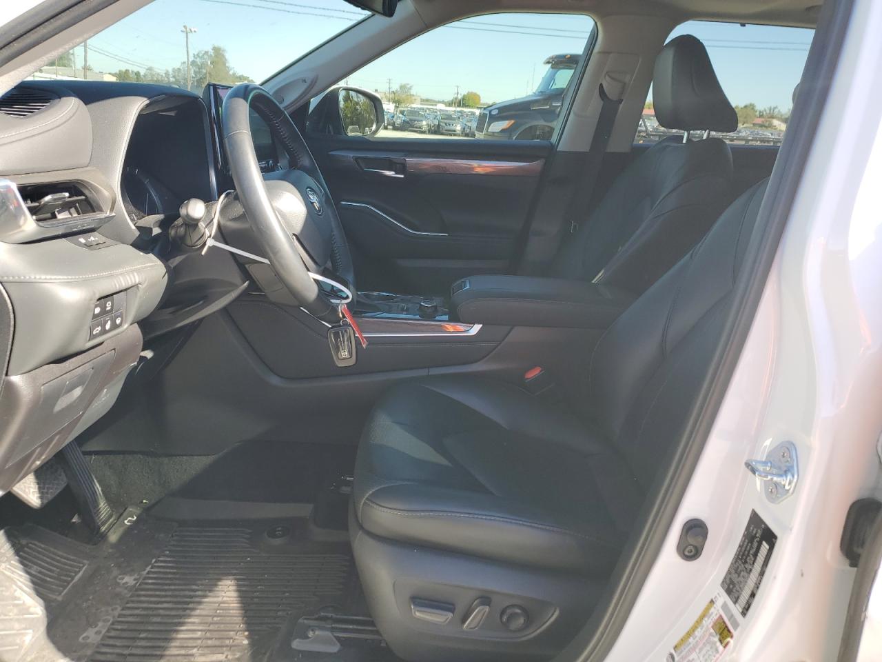 2022 TOYOTA HIGHLANDER LIMITED VIN:5TDDZRBHXNS168151