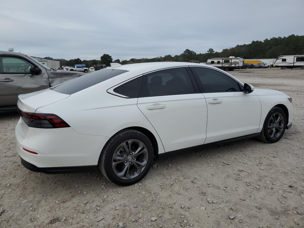 2023 HONDA ACCORD EX VIN:1HGCY1F37PA031880