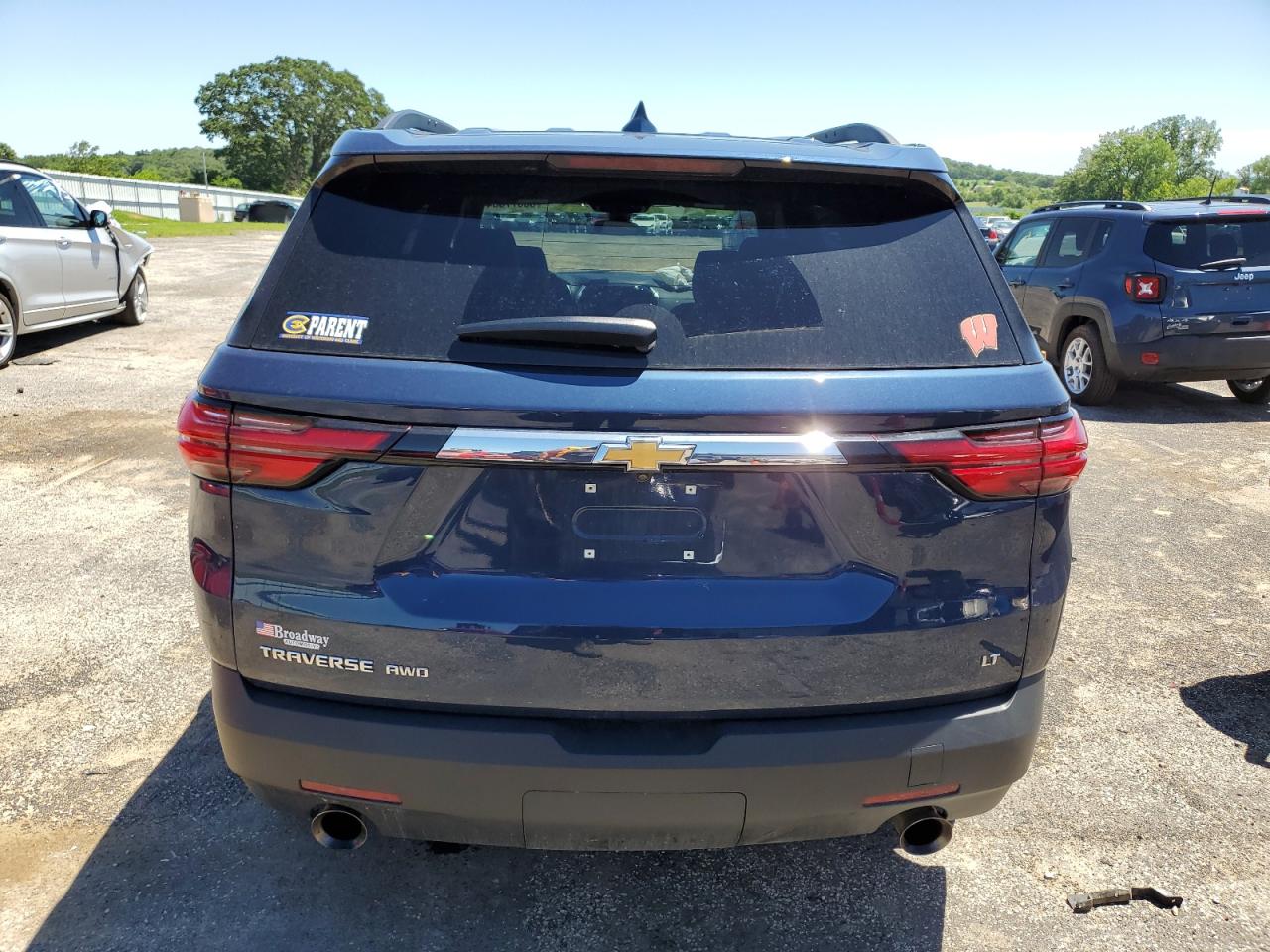 2023 CHEVROLET TRAVERSE LT VIN:1GNEVHKW1PJ189289