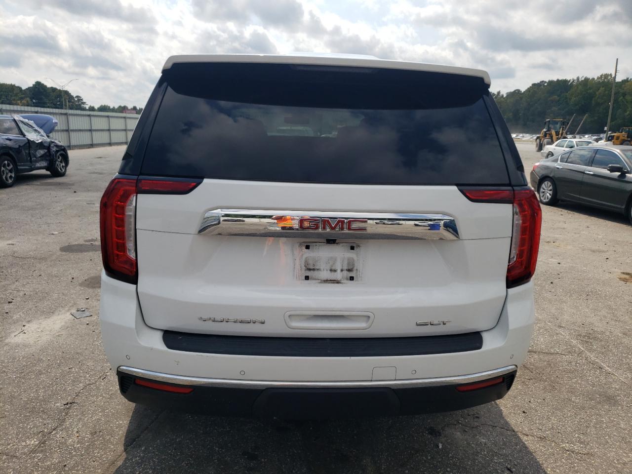 2022 GMC YUKON SLT VIN:1GKS2BKD0NR123240