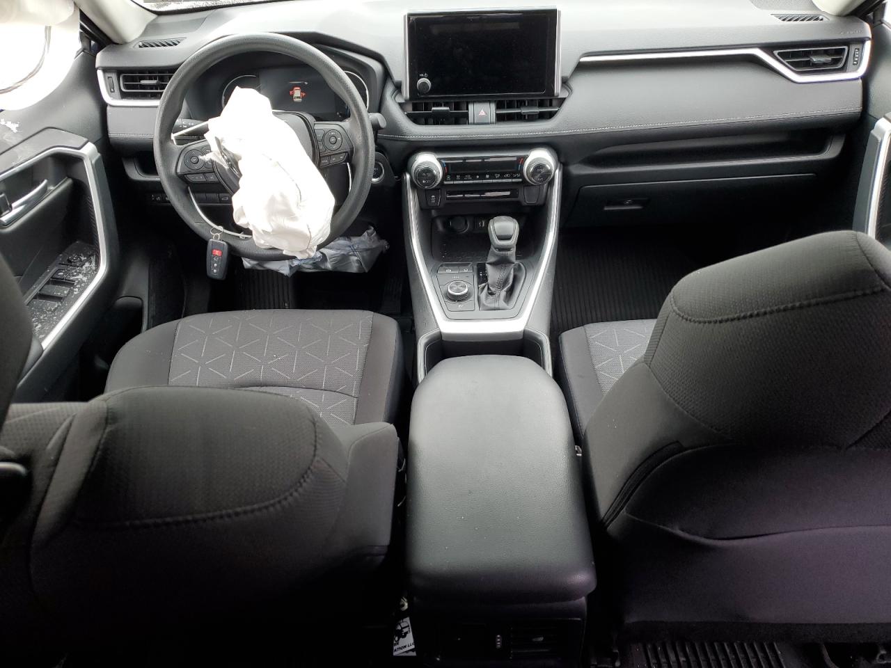 2024 TOYOTA RAV4 XLE VIN:JTMRWRFV0RD241754