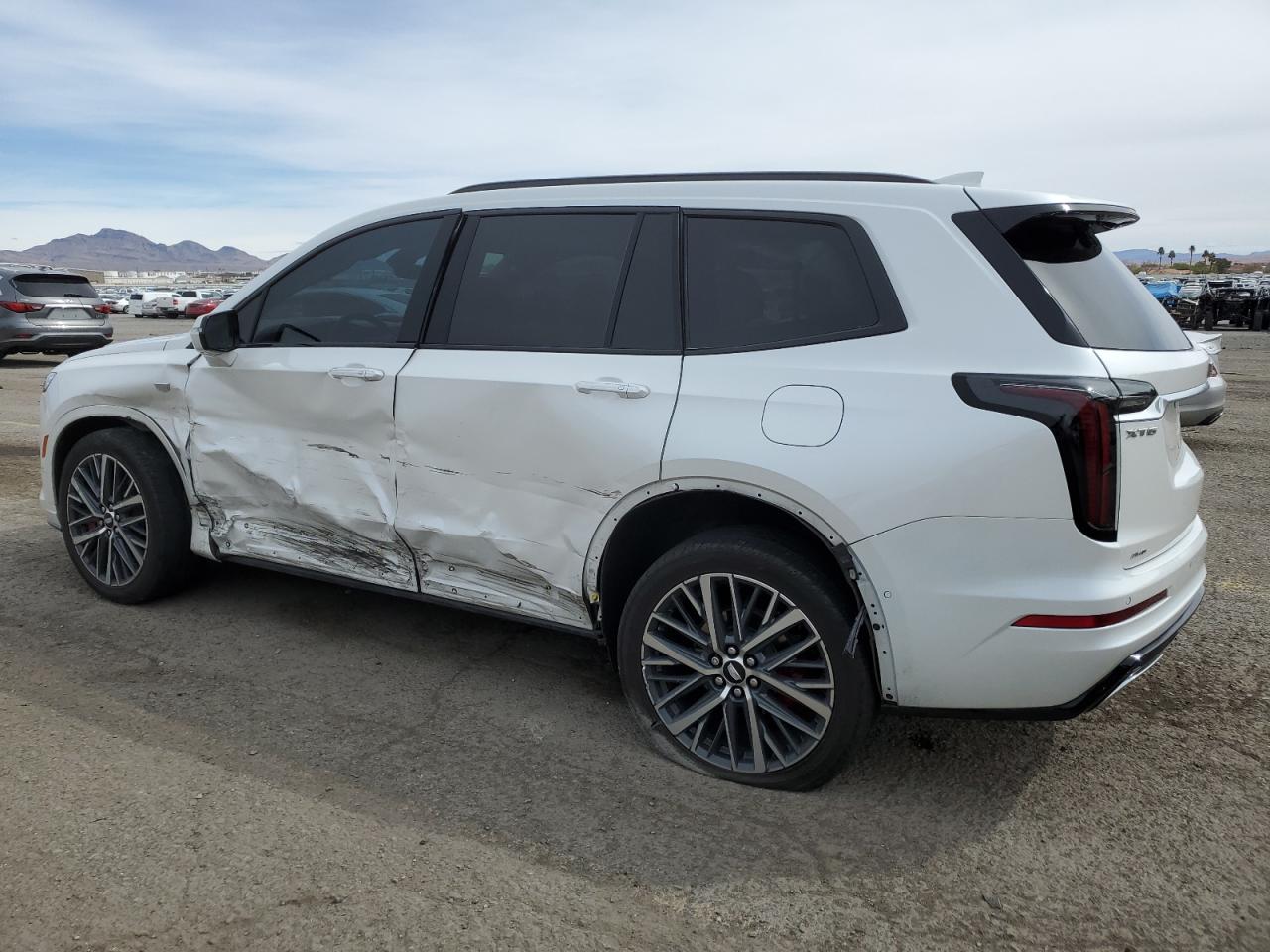 2022 CADILLAC XT6 SPORT PLATINUM VIN:1GYKPHRS4NZ157521