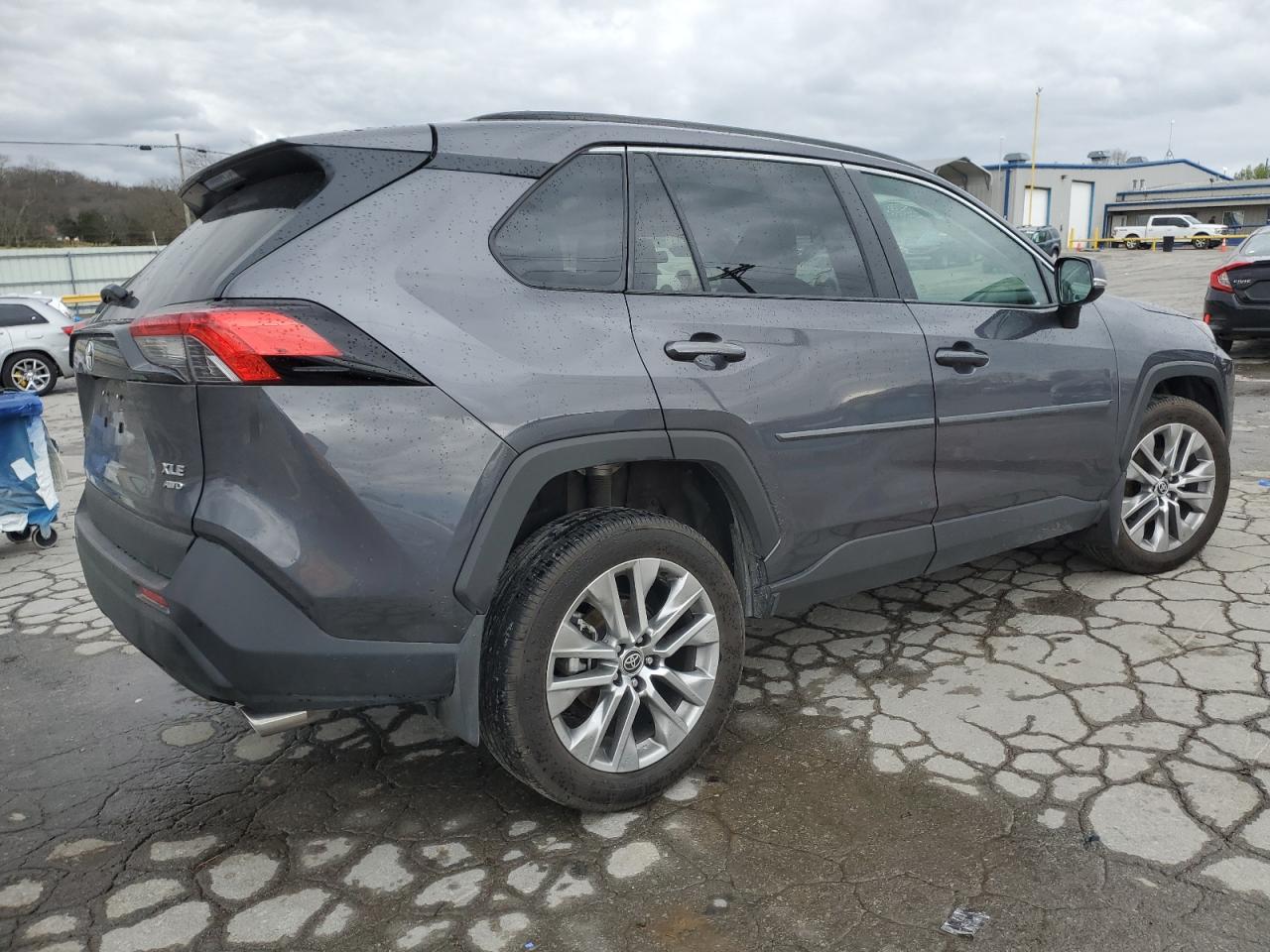2023 TOYOTA RAV4 XLE PREMIUM VIN:2T3A1RFV6PW354507