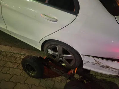 2017 Mercedes-Benz C 200 WDDWF3HB6HR301370 VIN:WDDWF3HB6HR301370