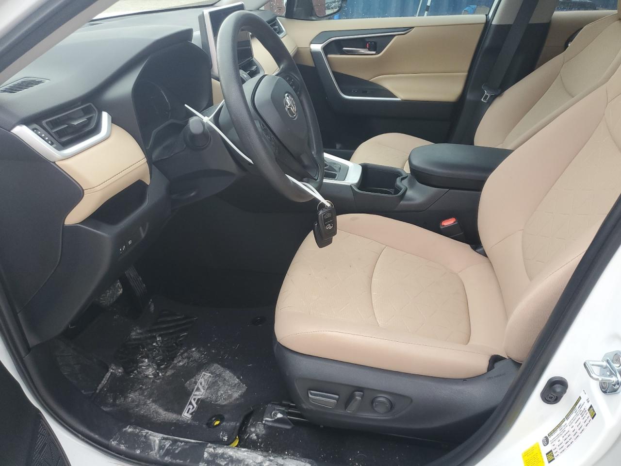 2023 TOYOTA RAV4 XLE VIN:2T3W1RFVXPW251077