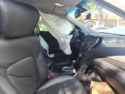 2016 Hyundai Santa FE VIN: