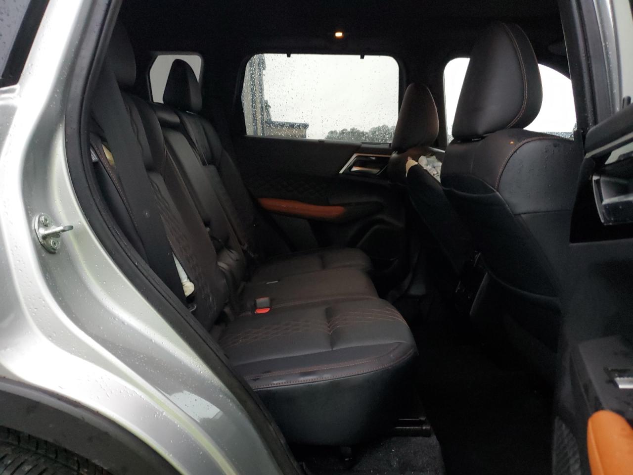 2024 MITSUBISHI OUTLANDER SEL VIN:JA4J4WA87RZ003299