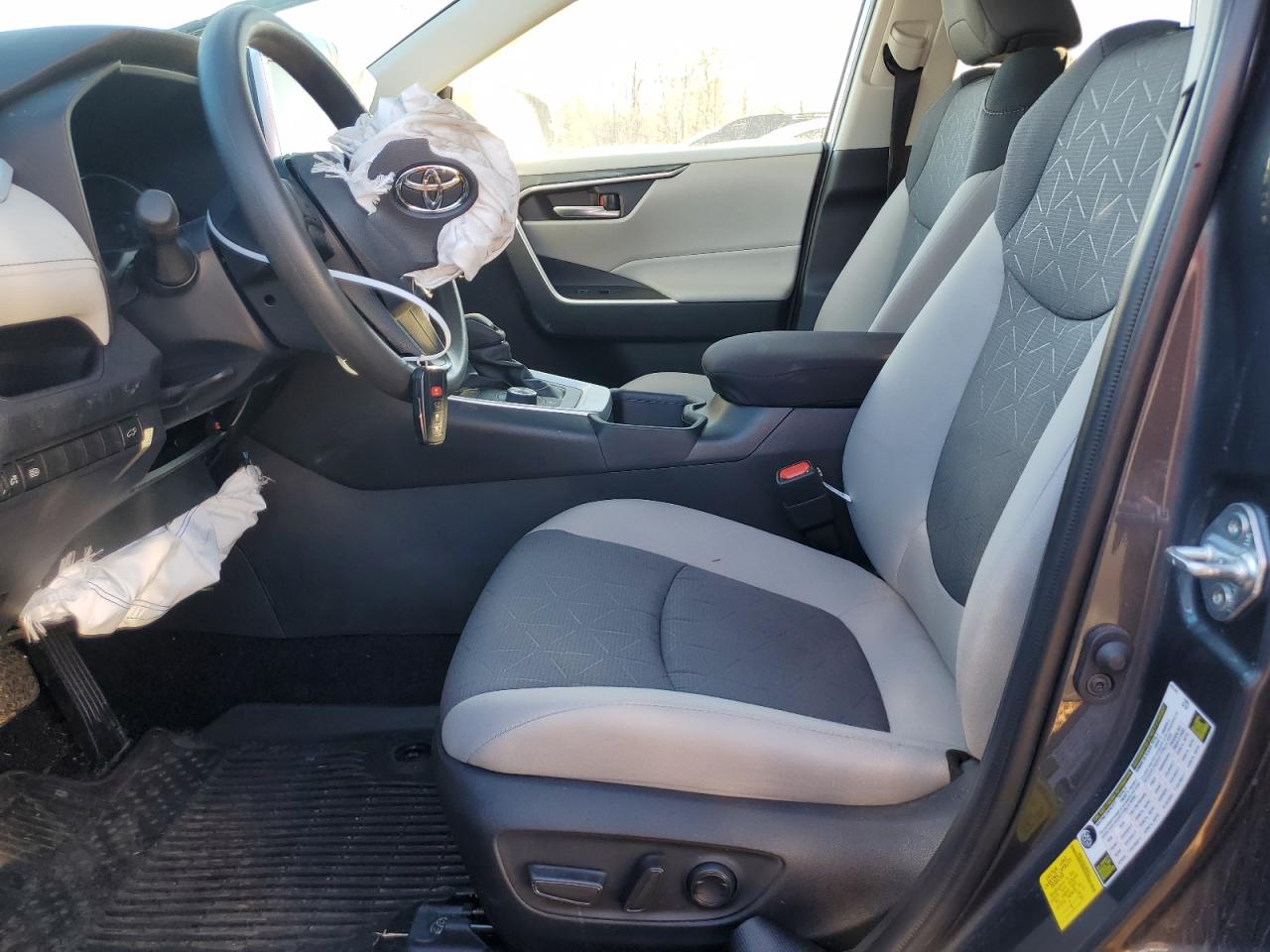 2024 TOYOTA RAV4 XLE VIN:2T3RWRFV5RW196846