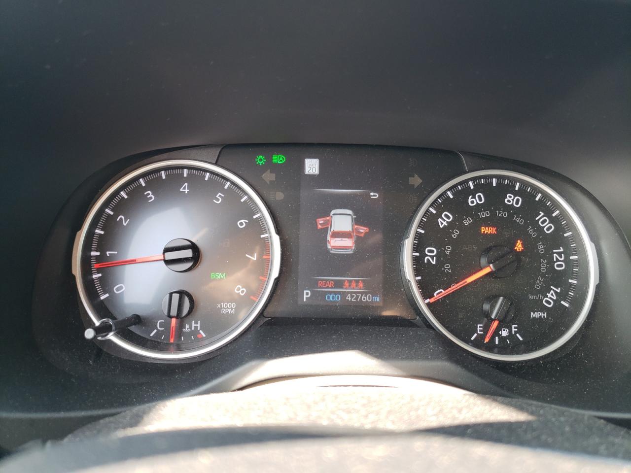 2022 TOYOTA RAV4 XLE VIN:2T3W1RFVXNC198069