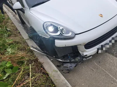 2015 Porsche Cayenne VIN: