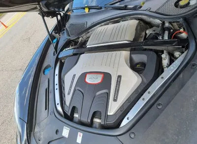 2017 Porsche Panamera VIN: