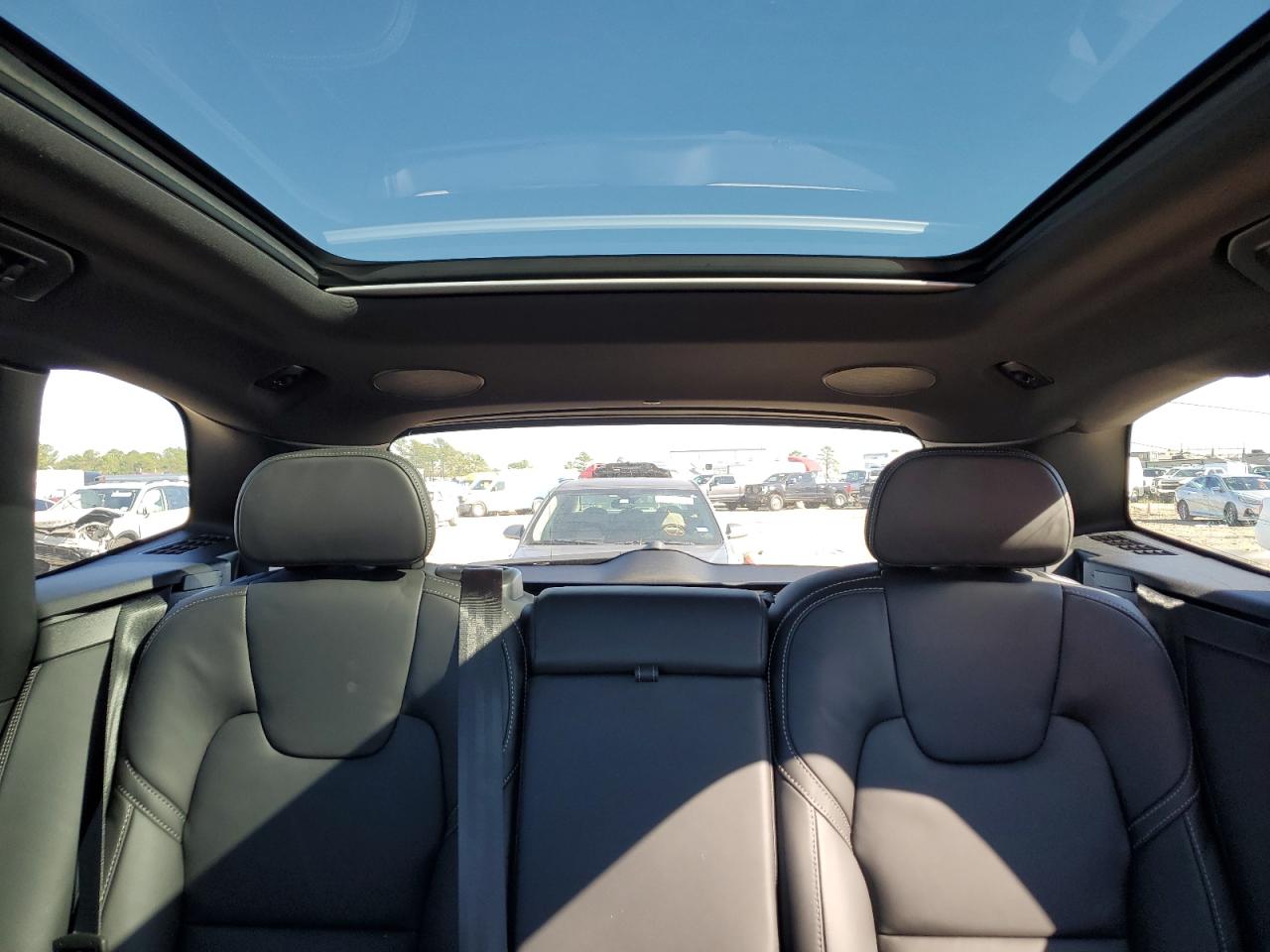 2024 VOLVO XC60 ULTIMATE VIN:YV4L12RJ1R1924467