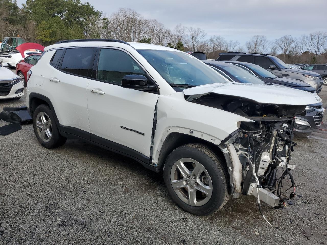 2024 JEEP COMPASS LATITUDE VIN:3C4NJDBN3RT607867