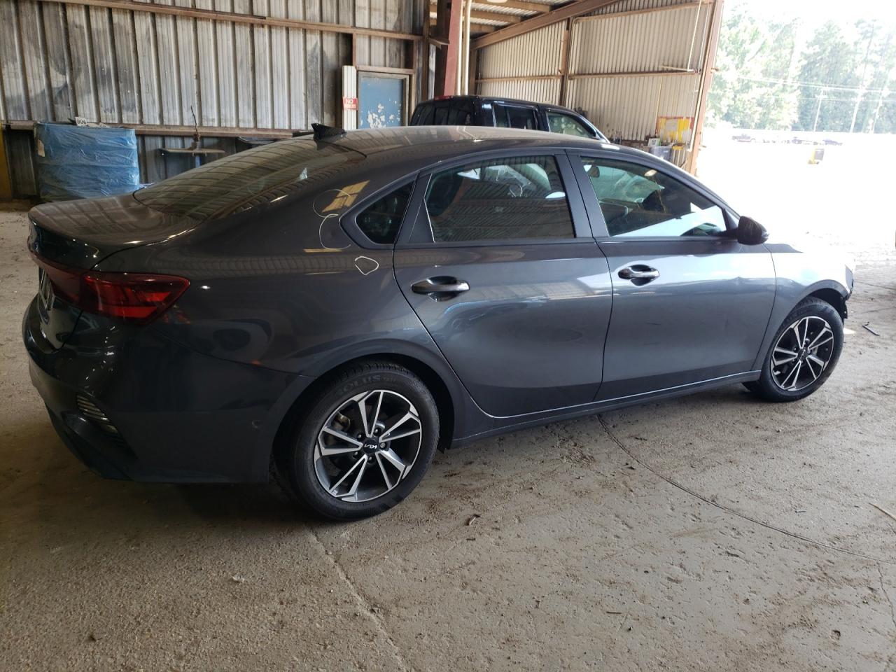 2022 KIA FORTE FE VIN:3KPF24AD8NE456646