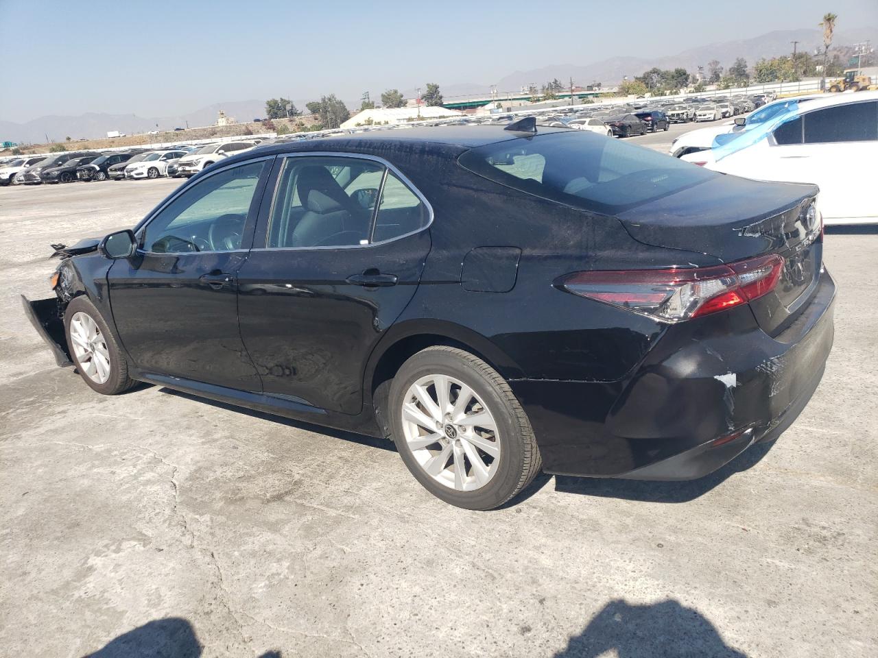 2022 TOYOTA CAMRY LE VIN:4T1C11AK1NU667395