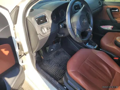 2014 Volkswagen Polo VIN: