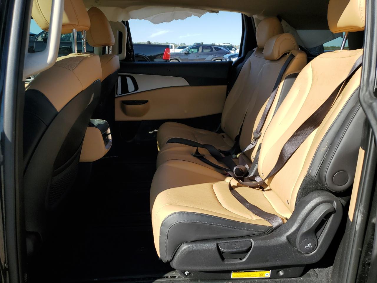 2024 KIA CARNIVAL LX VIN:KNDNB4H39R6422610