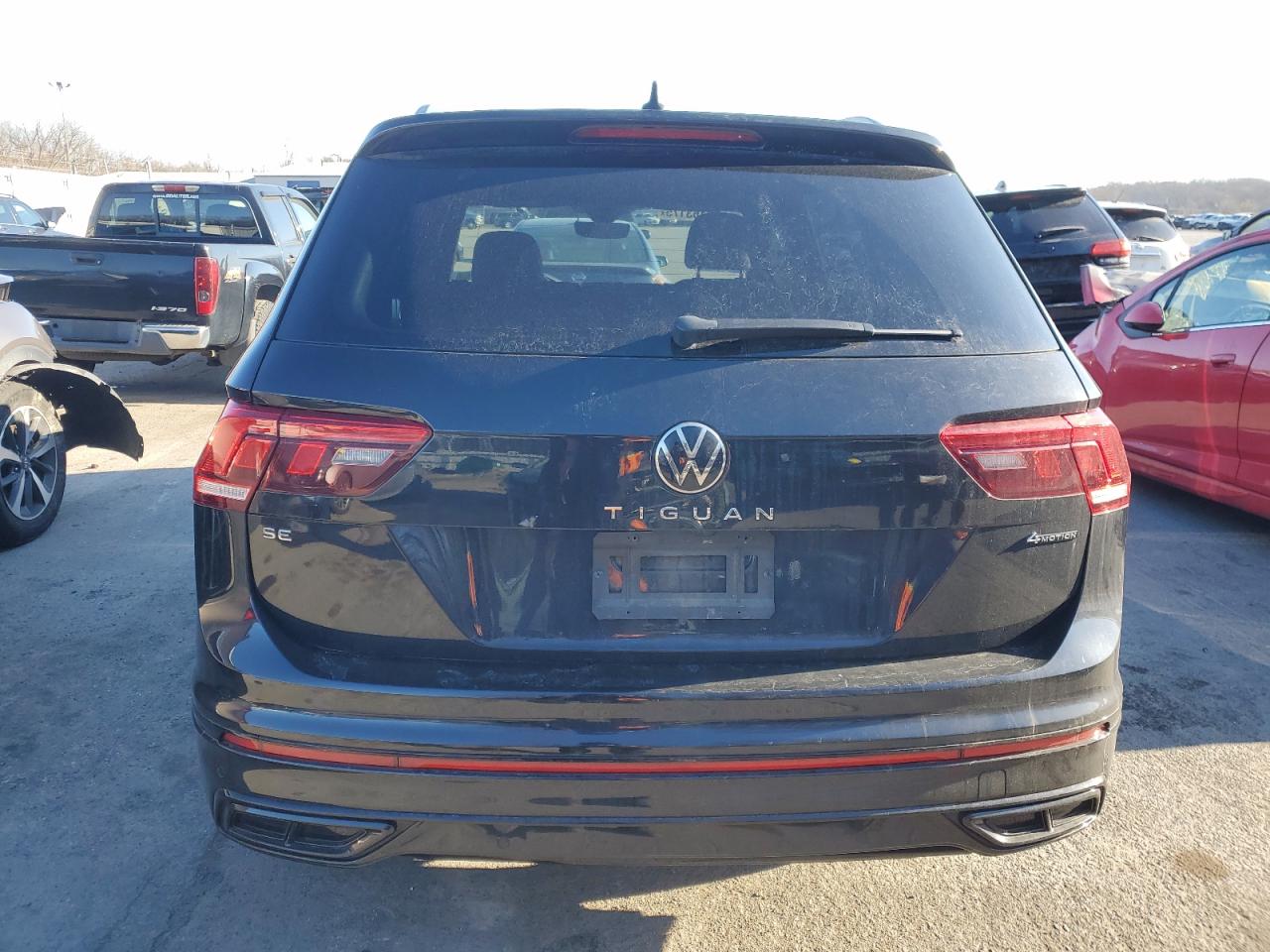 2022 VOLKSWAGEN TIGUAN SE R-LINE BLACK VIN:3VV8B7AX3NM004731