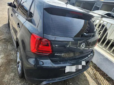 2015 Volkswagen Polo VIN: