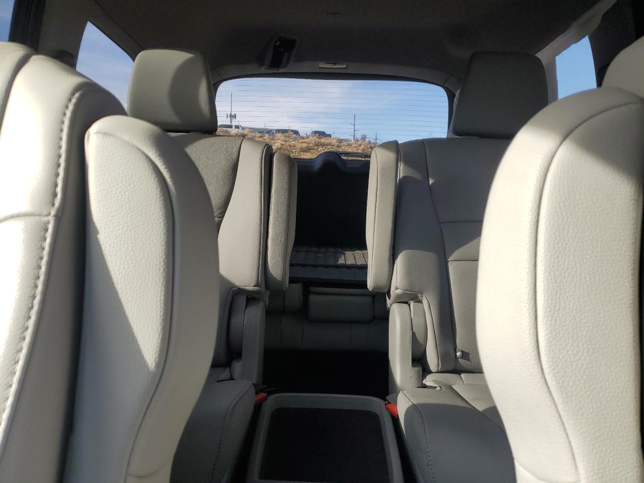 2022 HONDA PILOT TOURING VIN:5FNYF6H64NB011184