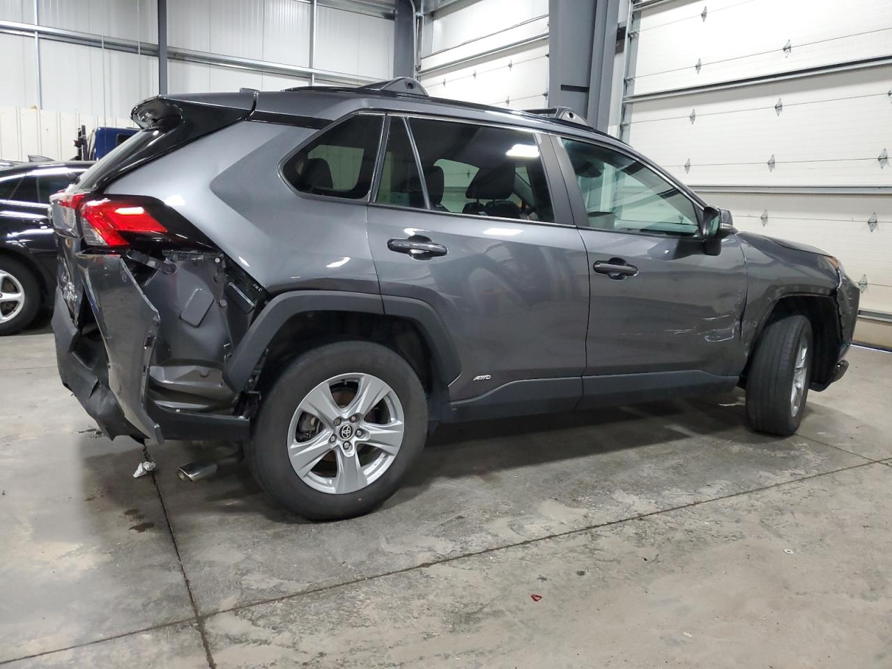 2022 TOYOTA RAV4 XLE VIN:4T3RWRFV8NU053500