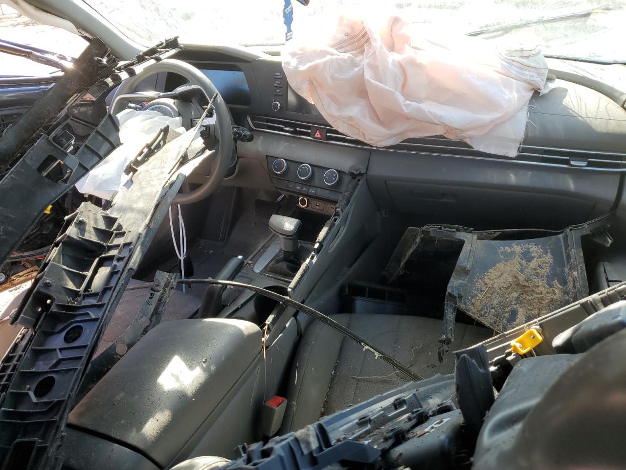 2024 HYUNDAI ELANTRA SE VIN:KMHLL4DGXRU731975