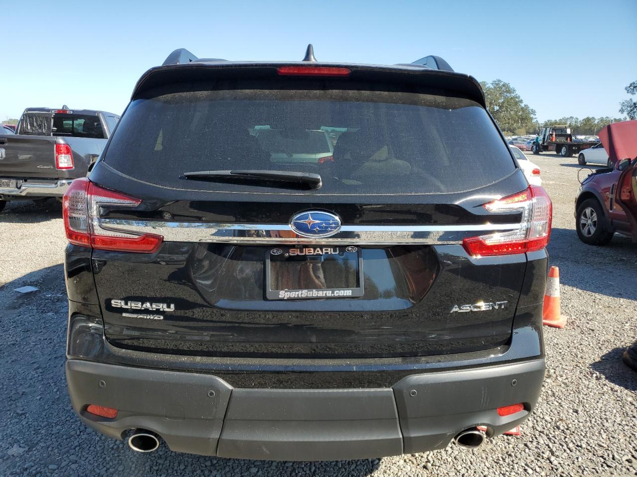 2024 SUBARU ASCENT PREMIUM VIN:4S4WMAED1R3442695