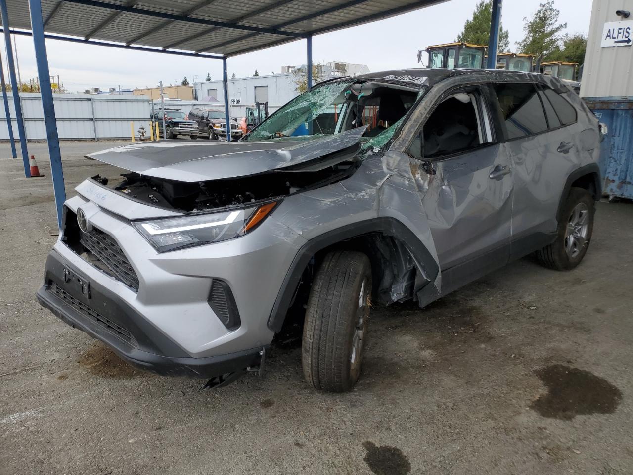 2024 TOYOTA RAV4 XLE VIN:2T3P1RFV5RC461093