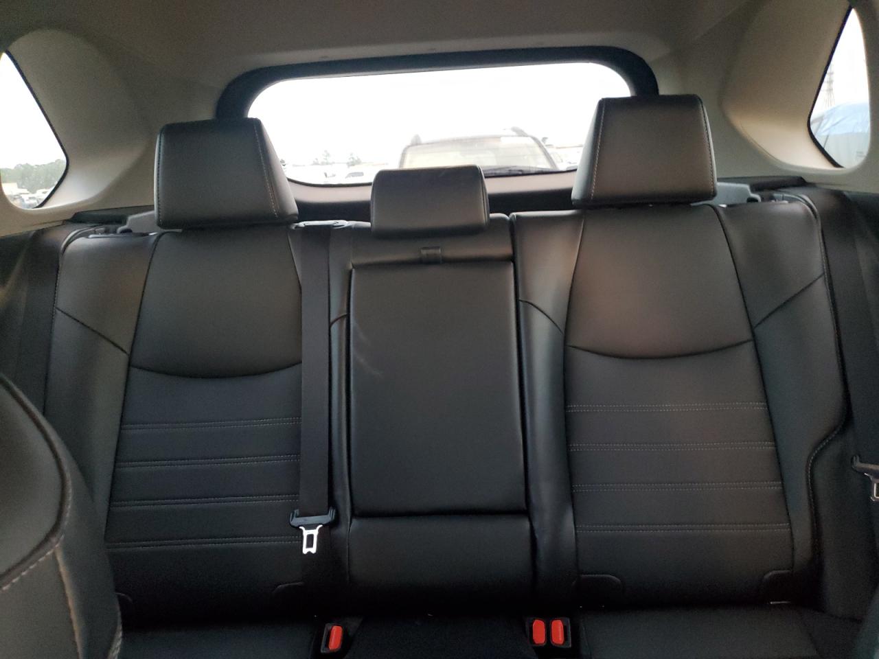 2022 TOYOTA RAV4 XLE PREMIUM VIN:2T3C1RFV8NC205913