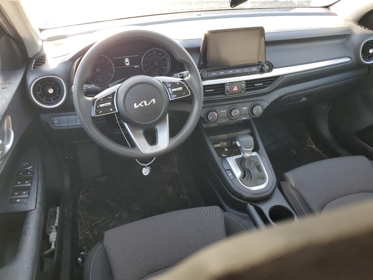 2023 KIA FORTE LX VIN:3KPF24AD0PE613380