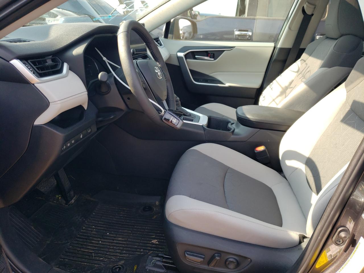 2023 TOYOTA RAV4 XLE VIN:2T3P1RFV1PC385742