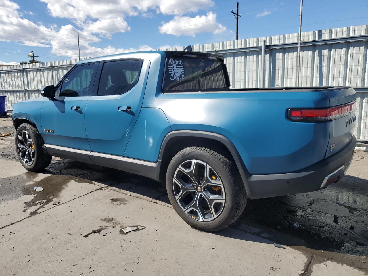 2022 RIVIAN R1T ADVENTURE VIN:7FCTGAAA0NN012904