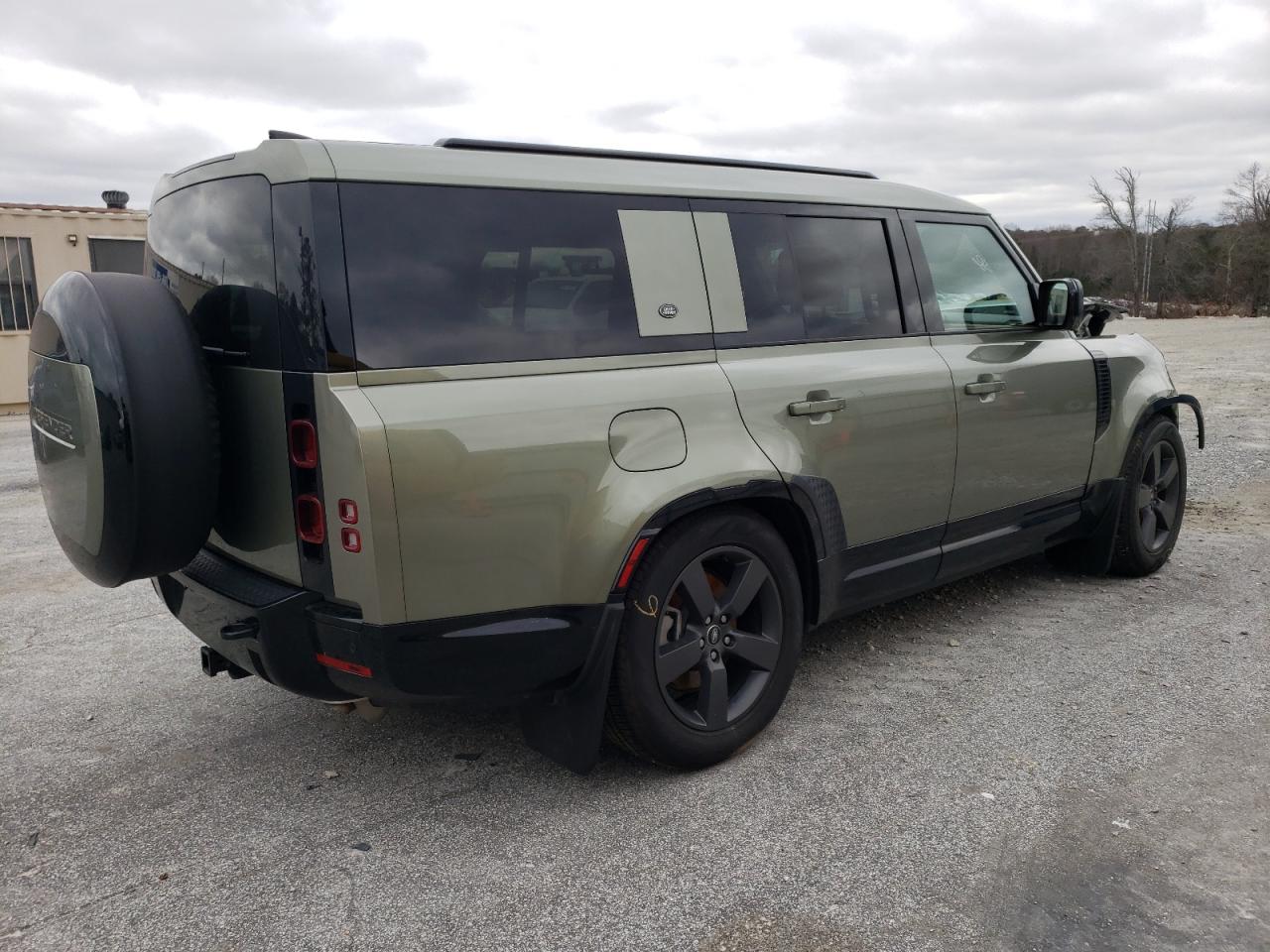 2024 LAND ROVER DEFENDER 130 X-DYNAMIC SE VIN:SALE2FEU8R2320398