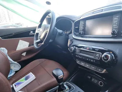 2018 Kia Sorento VIN: